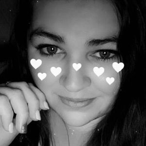 Meet your Posher, Avery